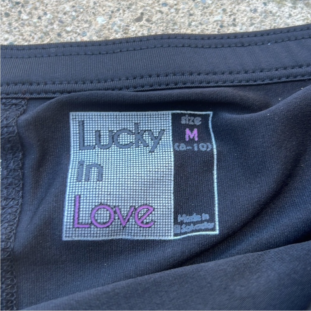Lucky In Love Women's Black Lined Skort w Side Red Gold Silver Shimmer Stripe - Picture 6 of 6